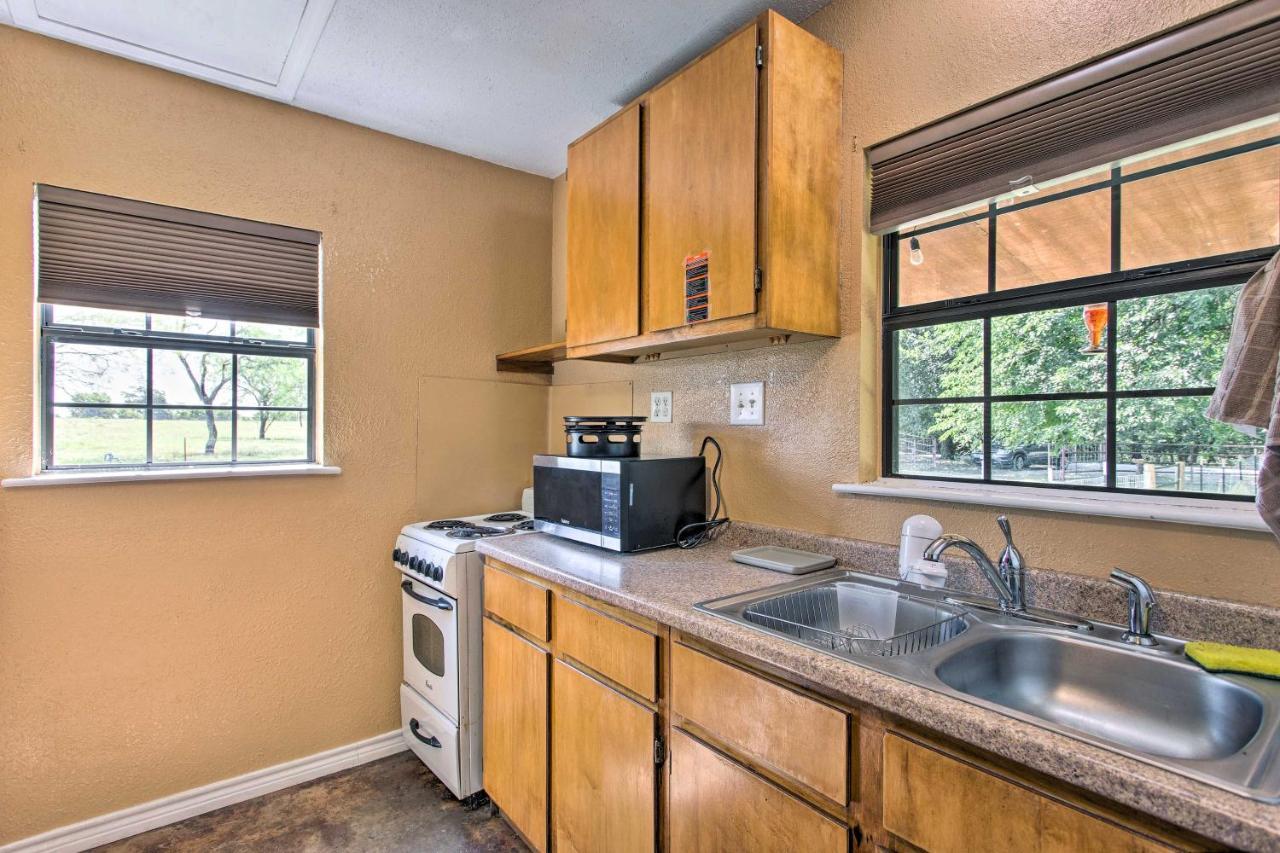 Texas Cabin On 130 Acres Walk To Lake Ray Roberts Collinsville Extérieur photo