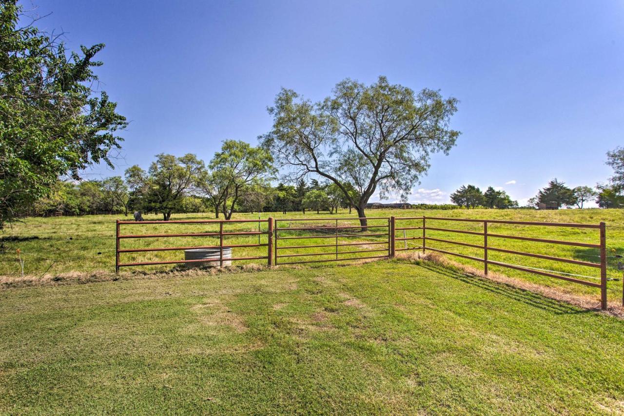 Texas Cabin On 130 Acres Walk To Lake Ray Roberts Collinsville Extérieur photo